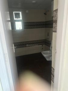 Bathroom Image of 1645 Sq.ft 3 BHK Apartment / Flat for sale in Pareena Express Heights, Sector 99 Gurgaon for Rs. 19000000