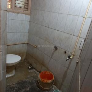 Bathroom Image of 700 Sq.ft 2 BHK Builder Floor for rent in JP Nagar Bengaluru for Rs. 15000