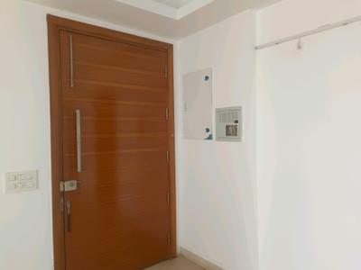Living Room Image of 2450 Sq.ft 3 BHK Apartment / Flat for sale in Puri Emerald Bay, Sector 104 Gurgaon for Rs. 33500000