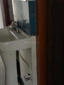 Bathroom Image of 2200 Sq.ft 2.5 BHK Independent House for rent in Belaisa Azamgarh for Rs. 10500