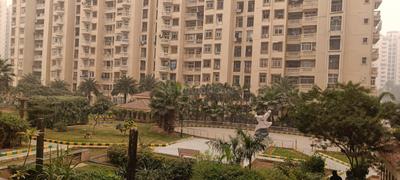 Image of 1545 Sq.ft 3.5 BHK Apartment / Flat for sale in Amrapali Silicon City, Sector 76, Noida for Rs. 16100000