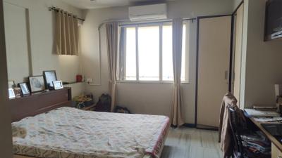 Bedroom Image of 2457 Sq.ft 4 BHK Apartment / Flat for sale in Hiranandani Estate Hill Grange, Hiranandani Estate Thane for Rs. 39000000
