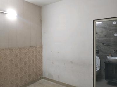 Bedroom Image of 1100 Sq.ft 3 BHK Apartment / Flat for sale in Vikaspuri New Delhi for Rs. 16500000