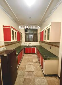 Kitchen Image of 2700 Sq.ft 4 BHK Independent House for rent in Sector 31 Noida for Rs. 70000
