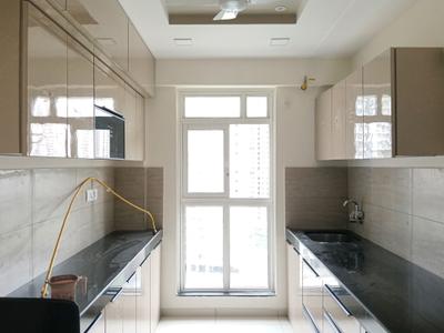 Kitchen Image of 1100 Sq.ft 3 BHK Apartment / Flat for rent in Kasarvadavali Thane for Rs. 36592