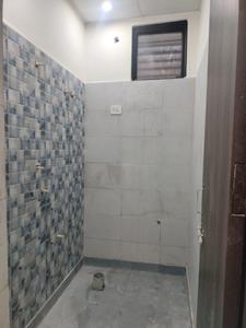 Common Bathroom Image of 800 Sq.ft 2 BHK Apartment / Flat for sale in CI Golf City, Kambakshpur Noida for Rs. 3085000