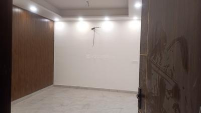 Living Room Image of 1600 Sq.ft 3 BHK Apartment / Flat for sale in Sector 104 Noida for Rs. 6500000