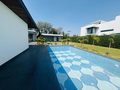 Image of 43560 Sq.ft 6 BHK Farm House for sale in DLF Farms, New Delhi for Rs. 550000000