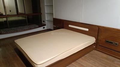 Bedroom Image of 750 Sq.ft 1 BHK Apartment / Flat for rent in Tardeo Mumbai for Rs. 100000