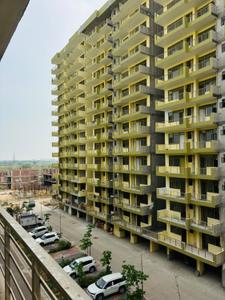 Image of 1500 Sq.ft 3 BHK Apartment / Flat for sale in HL City, sector 37, Bahadurgarh for Rs. 5000000