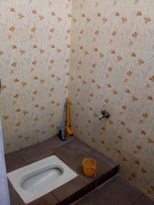 Bathroom Image of 800 Sq.ft 2 BHK Apartment / Flat for sale in Agaram, Kanchipuram Chennai for Rs. 4200000