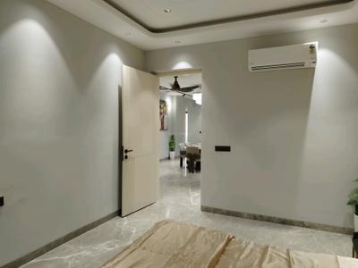 Bedroom Image of 2430 Sq.ft 4 BHK Builder Floor for sale in Ansal Versalia, Sector 67 Gurgaon for Rs. 32500000