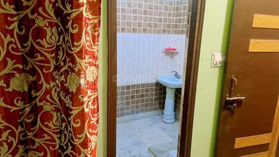 Bathroom Image of 600 Sq.ft 1 RK Studio for rent in Shastri Nagar Meerut for Rs. 7500
