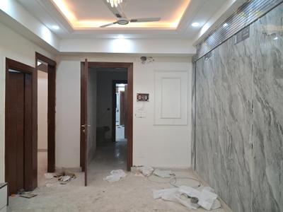 Living Room Image of 1050 Sq.ft 2 BHK Apartment / Flat for sale in Sector 73 Noida for Rs. 4200000