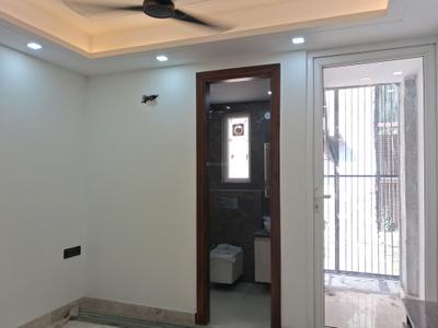 Bedroom Image of 1350 Sq.ft 3 BHK Builder Floor for sale in Paschim Vihar New Delhi for Rs. 25000000