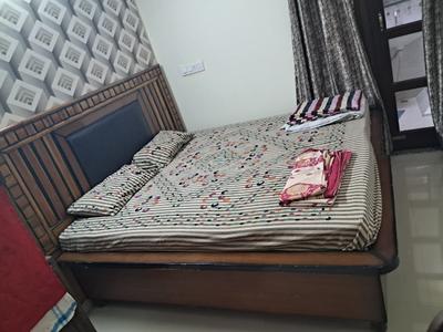 Bedroom Image of 1200 Sq.ft 2 BHK Independent House for rent in Satish Golden Enclave, Lohgarh Zirakpur for Rs. 20000