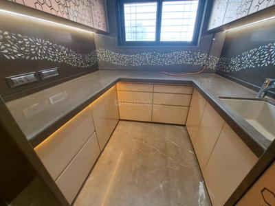 Kitchen Image of 1300 Sq.ft 3 BHK Apartment / Flat for sale in Matunga East Mumbai for Rs. 65000000