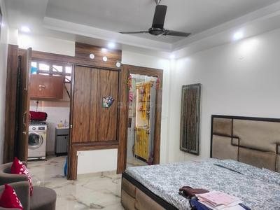 Bedroom Image of 1300 Sq.ft 3 BHK Builder Floor for sale in Shastri Nagar Ghaziabad for Rs. 9500000