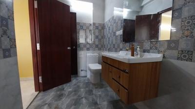 Bathroom Image of 2070 Sq.ft 3 BHK Apartment / Flat for sale in ABA Cleo County, Sector 121 Noida for Rs. 41000000