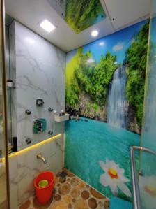 Bathroom Image of 1700 Sq.ft 4 BHK Apartment / Flat for sale in Swastik Flair Apartment, Chembur Mumbai for Rs. 55000000