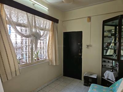Living Room Image of 750 Sq.ft 2 BHK Apartment / Flat for sale in Mazgaon Mumbai for Rs. 11500000