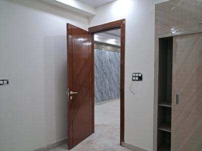 Bedroom Image of 1100 Sq.ft 2 BHK Apartment / Flat for sale in Hometech Pride, Sector 73 Noida for Rs. 3950000