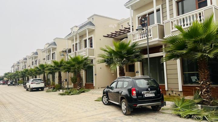 Preet Colony Main Image 1