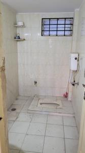 Bathroom Image of 2000 Sq.ft 3.5 BHK Apartment / Flat for rent in Palace Orchard Phase IV, Kolar Road Bhopal for Rs. 25000