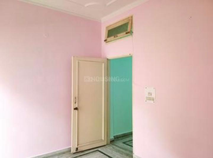 2 BHK 900 Sqft Independent Floor for sale at Lajpat Nagar, New Delhi