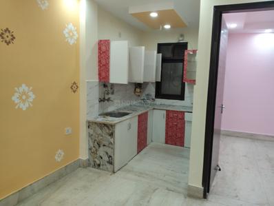Kitchen Image of 850 Sq.ft 2 BHK Builder Floor for rent in Preet Vihar New Delhi for Rs. 21000