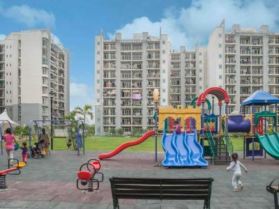 Image of 1100 Sq.ft 2 BHK Apartment / Flat for sale in Grand Omaxe, Sector 93B, Noida for Rs. 14000000