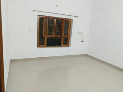 Bedroom Image of 1400 Sq.ft 2 BHK Builder Floor for rent in Lanka Varanasi for Rs. 25000
