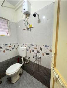 Bathroom Image of 300 Sq.ft 1 RK Apartment / Flat for rent in Kothrud Pune for Rs. 10500