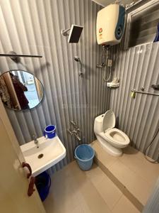 Bathroom Image of 1170 Sq.ft 3 BHK Apartment / Flat for sale in Saligramam Chennai for Rs. 12500000