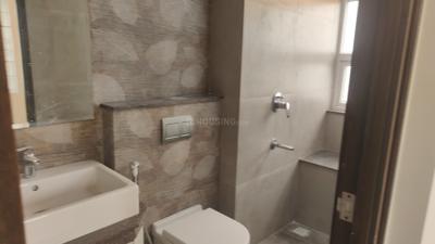 Bathroom Image of 4500 Sq.ft 4 BHK Independent House for rent in Injambakkam Chennai for Rs. 225000