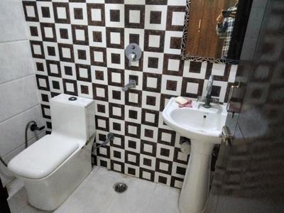Image of 1250 Sq.ft 3 BHK Builder Floor for rent in Indirapuram, Ghaziabad for Rs. 21500