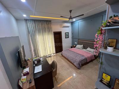 Bedroom Image of 4500 Sq.ft 5 BHK Independent House for sale in Haldwani Nainital for Rs. 25000000
