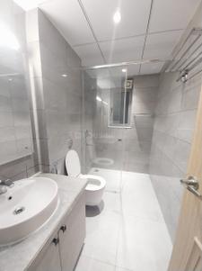 Bathroom Image of 2100 Sq.ft 3 BHK Apartment / Flat for rent in Cardinal One, Yeswanthpur Bengaluru for Rs. 110000
