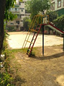 Image of 800 Sq.ft 2 BHK Apartment / Flat for rent in Sahyog Apartments, Pitampura, New Delhi for Rs. 22000