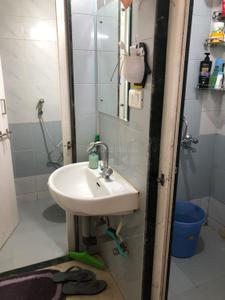 Image of 550 Sq.ft 1 BHK Apartment / Flat for rent in DDA Flats Sector 14, Sector 14 Dwarka, New Delhi for Rs. 30000
