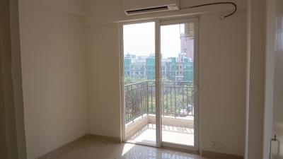 Bedroom Image of 800 Sq.ft 2 BHK Apartment / Flat for sale in Signature Global Prime, Sector 63 Gurgaon for Rs. 10500000