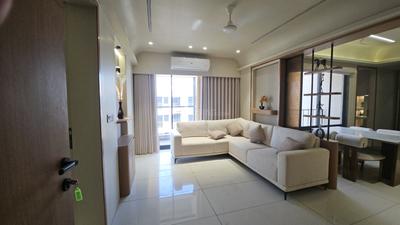 Living Room Image of 968 Sq.ft 3 BHK Apartment / Flat for sale in Reflection, Shela Ahmedabad for Rs. 11200000
