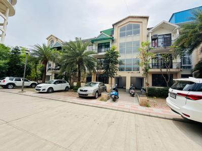 Image of 1640 Sq.ft 3 BHK Builder Floor for sale in Omaxe Silver Birch, New Chandigarh, Chandigarh for Rs. 13000000