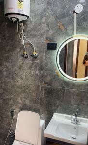Bathroom Image of 1500 Sq.ft 3 BHK Builder Floor for sale in Paramount Luxury Floors Sushant Lok 3 B Block, Sector 57 Gurgaon for Rs. 17800000