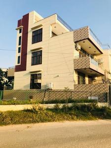 Building Image of 5000 Sq.ft 4 BHK Independent House for sale in Palam Vihar Gurgaon for Rs. 65000000
