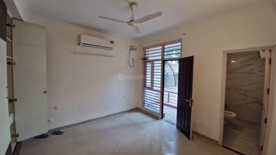 Bedroom Image of 1800 Sq.ft 3.5 BHK Builder Floor for sale in Sector 57 Gurgaon for Rs. 19500000