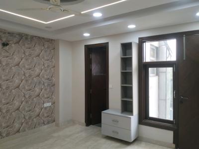 Bedroom Image of 2250 Sq.ft 4 BHK Builder Floor for sale in Vikaspuri New Delhi for Rs. 42500000