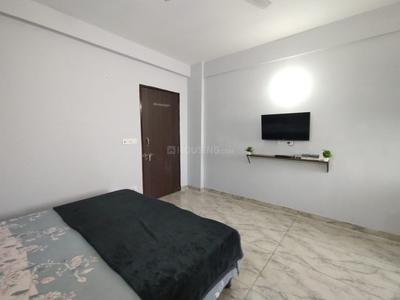 1 RK Independent Builder Floor