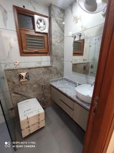 Bathroom Image of 1665 Sq.ft 3 BHK Builder Floor for sale in Paschim Vihar New Delhi for Rs. 27500000