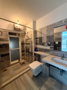 Image of 1400 Sq.ft 3 BHK Builder Floor for sale in Vile Parle East, Mumbai for Rs. 67500000